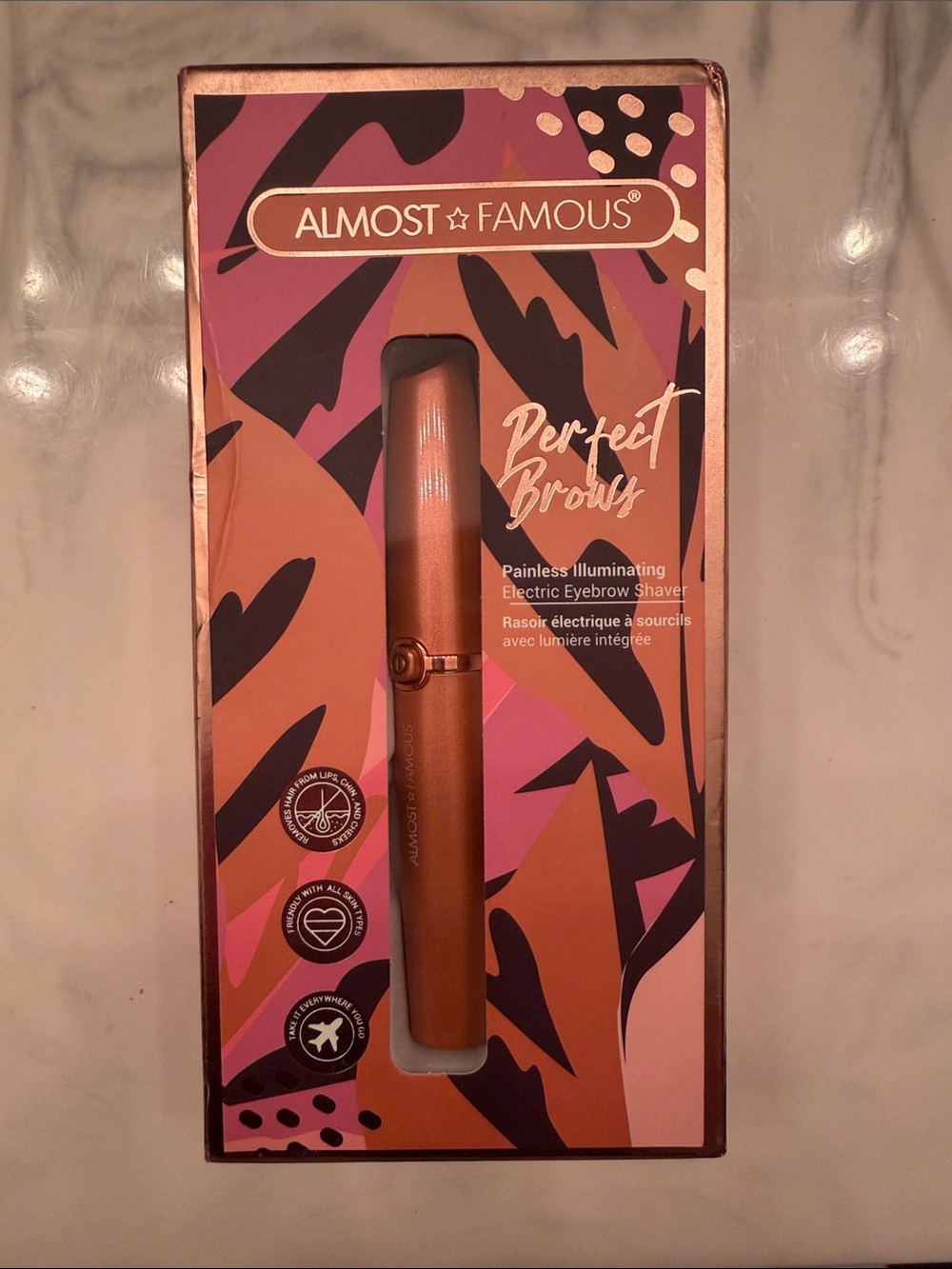 Almost Famous Perfect Eyebrows Electric Shaver